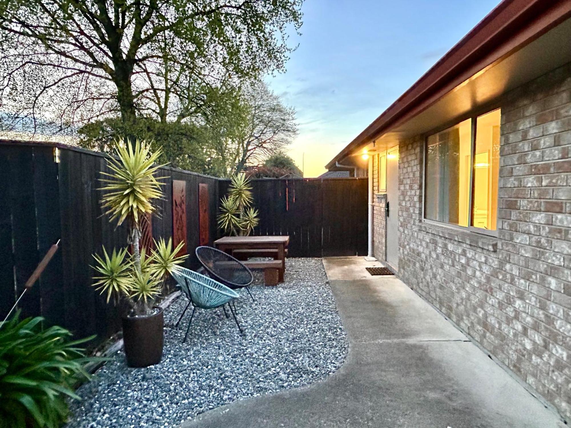 Stylish Self Contained Private Studio Richmond Esterno foto